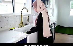 MuslimTabu - MILF In Hijab Teaches Me More Bug November