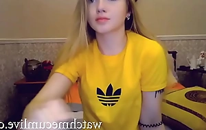 Cute Teen teases on bamboozle a radiate of webcam