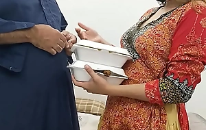 Desi Housewife Sex With Advisers aboard Delivery Boy