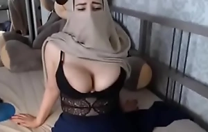 Muslim Horny Niqab Woman Masturbating