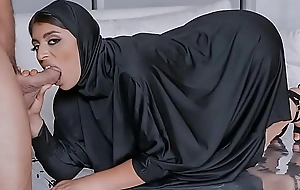 Naturally Lord it over Muslim Legal age teenager Fucked By Her Employee - Ella Knox