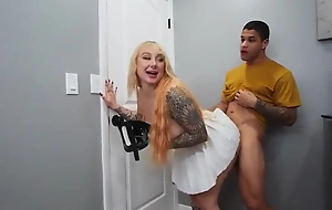 Skylar Vox - Scruffy Mask Prank